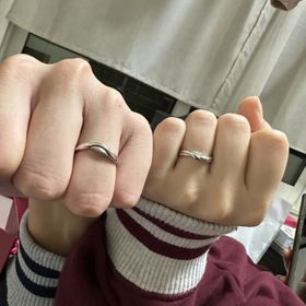 【AFFLUX(アフラックス)の口コミ】 数多くある指輪を見ていた中で、この商品の指輪のデザインに気に入って試…