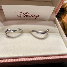 【ケイウノ ブライダル(K.UNO BRIDAL)の口コミ】 1人はディズニー大好き、1人は木目好きで全てをフルオーダーにしたくて、…