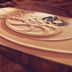 【ケイウノ ブライダル(K.UNO BRIDAL)の口コミ】 ディズニーのオーダーメイドができるという所で婚約指輪に引き続いて作り…