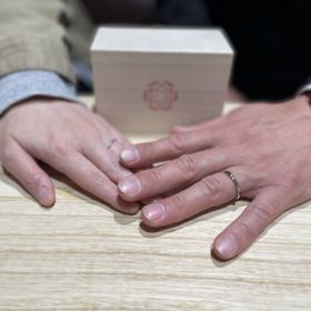 【出雲結(いずもゆい)の口コミ】 「縁結」という指輪を選びましたが、赤い糸にちなんでピンクゴールドのラ…