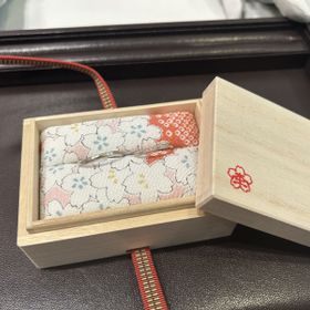 【杢目金屋(もくめがねや)の口コミ】 来店した時にたまたま杢目金屋さんのイベントがあり、色々な説明を聞かせ…