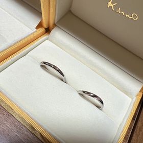 【ケイウノ ブライダル(K.UNO BRIDAL)の口コミ】 指輪のデザインに一目惚れしました。ストレートよりはウェーブを探してい…