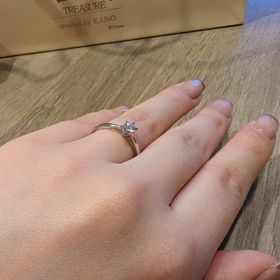 【ケイウノ ブライダル(K.UNO BRIDAL)の口コミ】 彼女の好きなリトルマーメイドの指輪を探していたところ、ケイウノさんに…