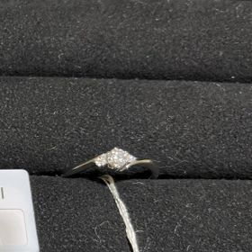 【TRECENTI(トレセンテ)の口コミ】 私の手は水かきが深いので、リングが斜めに見えてしまうことに悩んでいま…