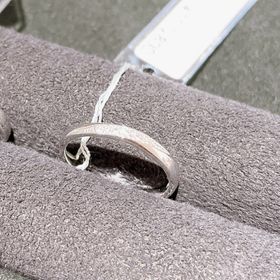 【BIJOUPIKO(ビジュピコ)の口コミ】 指輪のデザインは豊富でした。たくさんの種類の中から選べるので、わくわ…