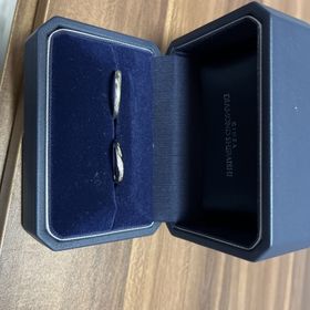 【銀座ダイヤモンドシライシの口コミ】 着け心地と店員さんの印象で決めました！
普段アクセサリーをつけない夫で…