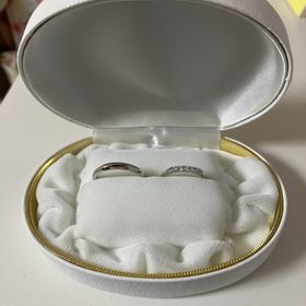 【カオキ　ダイヤモンド専門卸直営店の口コミ】 定員さんが迷わないようにいくつか候補をだしていただき、デザインも石の…