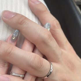 【銀座ダイヤモンドシライシの口コミ】 最初は、私自身イエローベースなので、
ゴールドにしようとしてましたが、…