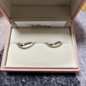 【ケイウノ ブライダル(K.UNO BRIDAL)の口コミ】 ディズニー公認のデザインを扱っているブランドであり、夫婦でディズニー…