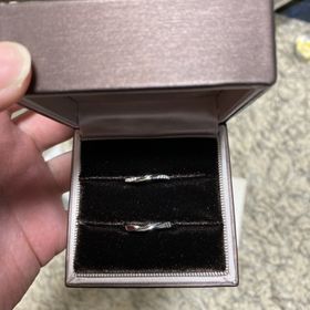 【アイプリモ(I-PRIMO)の口コミ】 指輪のデザインにまず惹かれました。また、価格も予算の範囲内でした。ま…