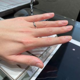 【アイプリモ(I-PRIMO)の口コミ】 デザインが可愛くて選びました。他店でも似たデザインを試着しましたが、…