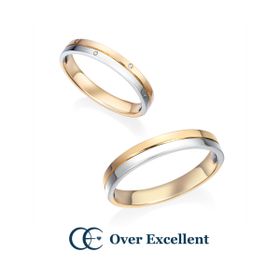 【Harmony ハーモニー -ふたりの和音-】ゴールドとプラチナのコンビネーションがモダンな印象。シャープなラインが素材をぐっと引き立てて。