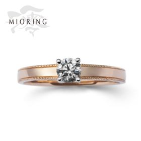 【MIORING(ミオリング)】MIROING 桜ゴールドの鍛造・手彫りミル打ち婚約指輪 咲-さき-