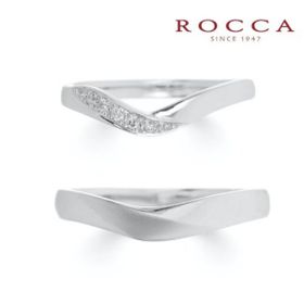 【ROCCA(ロッカ)】【ROCCA】ラインの綺麗なシンプルなV字リング！重ね付けにも HO-5D/5L