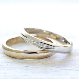 【手作り結婚指輪デザインワックスコース】当工房オリジナルのデザイン「cho-wa」に斜めにダイアをセッティングした手作り結婚指輪
