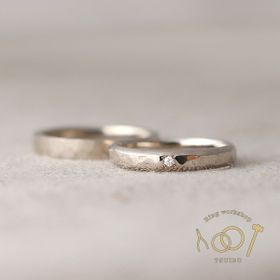 【二人の想いが詰まった手作り結婚指輪】K18ホワイトゴールド・槌目型/甲丸鎚目型・鏡面仕上げ/マット仕上げ