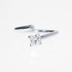 TWO PT900 PRINCESS/MELEE RING