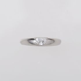 DROP STRAIGHT 0.2CT HALF MOON DIAMOND PT900 RING