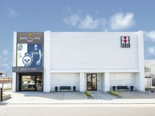 アイアイイスズ east