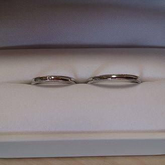 【Miss Platinum】の口コミ シンプルで上品なデザインと細めのリングがとても気に入りました。女性用に...