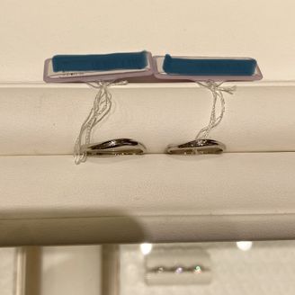 【festaria bijou SOPHIA(フェスタリア ビジュソフィア)】の口コミ ウェーブのかかった指輪で、切り返しやあまりないウェーブラインでおもしろ...