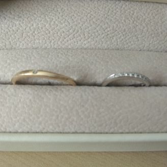 【有馬明治堂】の口コミ 指輪のデザインと価格で購入を決めました。
指輪の素材はイエローゴールド...