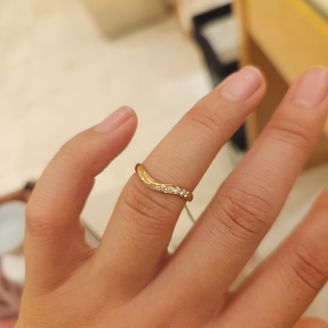 【Mariage ent(マリアージュエント)】の口コミ サイズが比較的大きめなメレダイヤモンドが並んでいて、キラキラ感がとても...