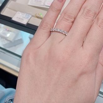 【LEHAIM(レハイム)】の口コミ 婚約指輪を普段使いしたかったため、ハーフエタニティリングを検討していま...