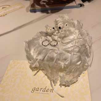 【SWEET BLUE DIAMOND(スウィートブルーダイヤモンド)】の口コミ デザインが他の店だと少なかったり
値段が高かったのですが
ここのガーデ...