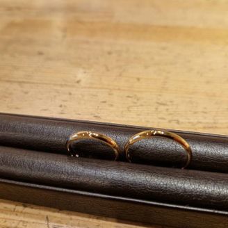 【ringram(リングラム)】の口コミ 結婚指輪でゴールド、シンプル。で探していました。どこの店でもどうしても...