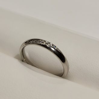 【YUKIZAKI BRIDAL(ユキザキブライダル)】の口コミ シンプルかつ華やかなデザインで、普段使いもしやすいリングだと思います。...