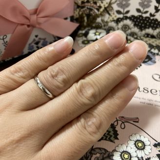 【insembre(インセンブレ)】の口コミ シンプルなデザインで、ペアで10万円くらいのものを探していたことと、同...