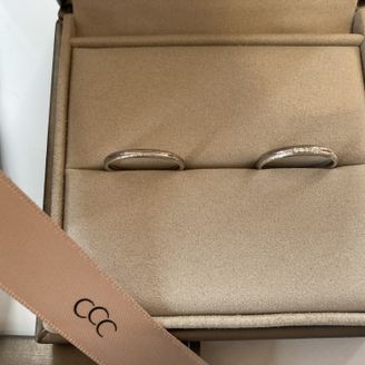 【acredo(アクレード)】の口コミ 品質（耐久性）、デザインの両立。
両方満たすものを探しましたが、耐久性...