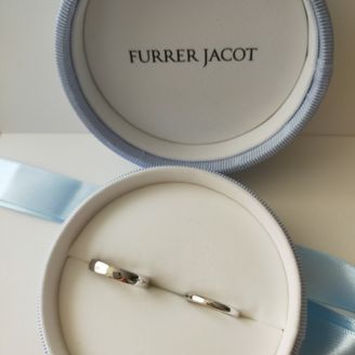 【【閉業】フラー・ジャコー(FURRER-JACOT)】の口コミ シンプルなデザインの結婚指輪を探していました。
流行に縛られず、TPO...