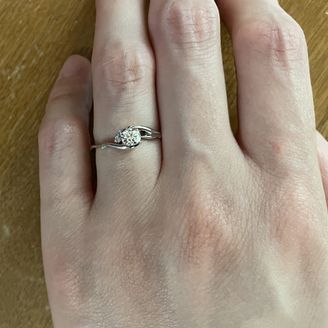 【萬時(Manji)】の口コミ 他にないデザインと着け心地のよさで決めました。
着けてみたらすごく可愛...