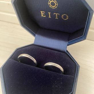 【EITO(エイト)】の口コミ つけた瞬間にこれだ！と感じました。
デザインが特徴的で他人の被らないと...