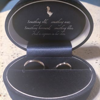 【Something Blue Aither(サムシングブルー・アイテール)】の口コミ AitherさんのsomethingBlueというシリーズの結婚指輪で...