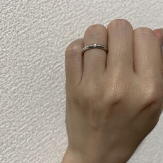 【CHER LUV(シェールラブ)】の口コミ ウェーブ、V字、ストレートを試着させてもらい、ストレートが1番しっくり...