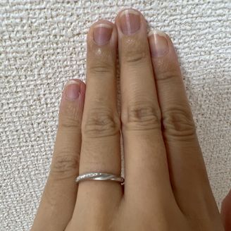 【Mariage ent(マリアージュエント)】の口コミ 価格帯、2人のデザイン選択から複数点に絞り、実際の着用感で決めました。...