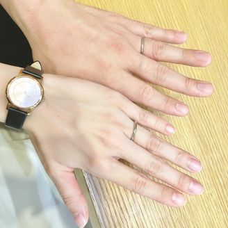 【【閉業】フラー・ジャコー(FURRER-JACOT)】の口コミ 仕事が子供と接するため、シンプルで丈夫な指輪がいいと考えていました。
...