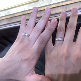 【CHARMY(チャーミー)】の口コミ 1番のポイントとしては他のリングショップと比べてみて一回りほど価格が安...