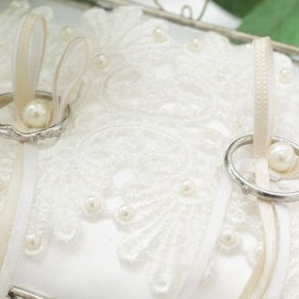 【BELLE BLANCHE(ベルブランシュ)】の口コミ デザインが他にはなかなか無いものでとても可愛かったのが決め手でした。男...