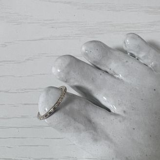 【Jupiter BLANTELIE(ジュピターブラントリエ)】の口コミ 通常は結婚指輪として使うものを、婚約指輪にしました。
婚約指輪だとなか...