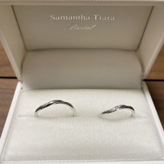 【サマンサティアラブライダル(Samantha Tiara Bridal)】の口コミ シンプルな定番のデザインですが、ウェーブのかかり具合がとても素敵で、小...