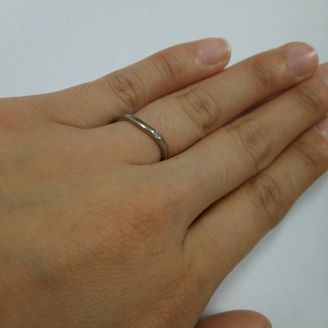 【Dolfani(ドルファーニ )】の口コミ 緩やかなカーブになっている柔らかい雰囲気の指輪が好きで、いろいろお店に...