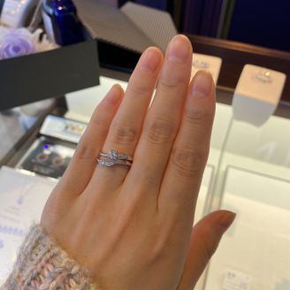 【俄(にわか)】の口コミ シンプルな指輪から個性的なデザインの指輪まで揃っていたので見ていて楽し...