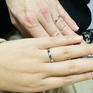 【Honey Bride(ハニーブライド)】の口コミ ひまわりをモチーフにした指輪を探しており、インターネットで探していたと...