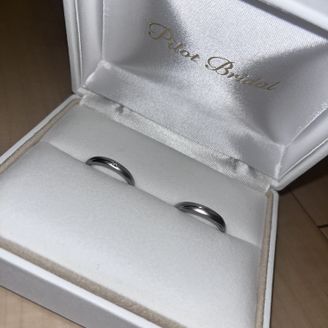 【PILOT BRIDAL(パイロットブライダル)】の口コミ 艶消しがとても可愛くて真ん中のダイヤモンドが凄く目立ちます！
周りの人...