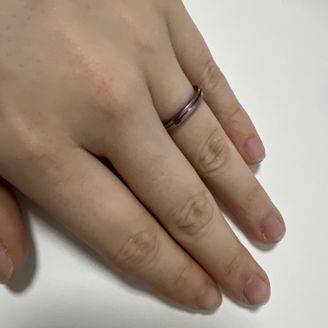 【TITANIO(ティタニオ)】の口コミ 以前前の夫との結婚指輪をつけていた際に、金属アレルギーが判明したため、...