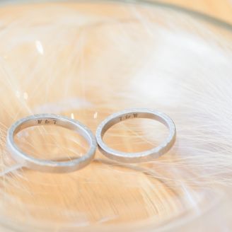 【Ryui(リュイ)】の口コミ シンプルなデザインですが
職人さんにより
1つずつ丁寧に作成いただいて...